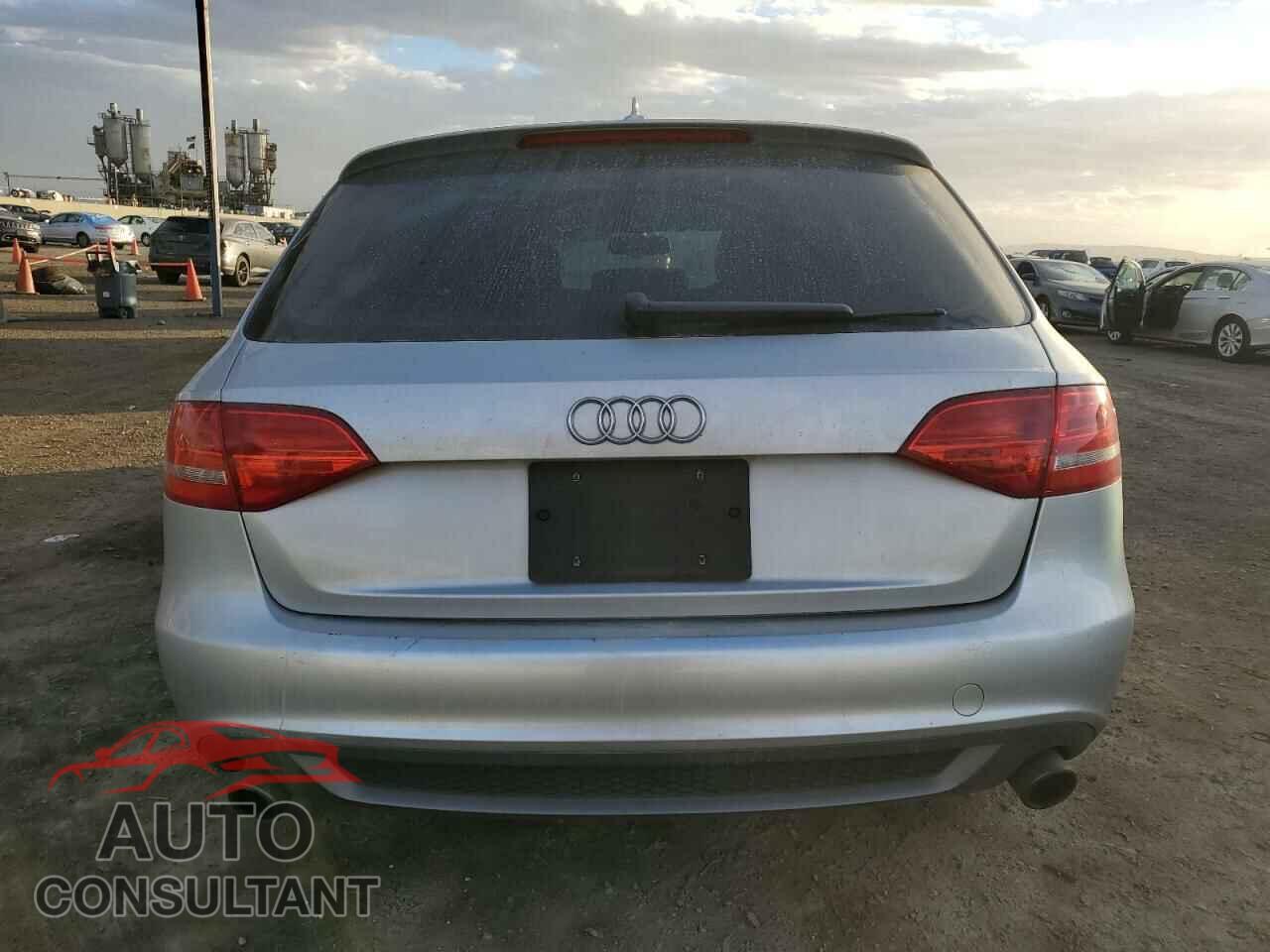 AUDI A4 2012 - WAUWFBFL1CA113537
