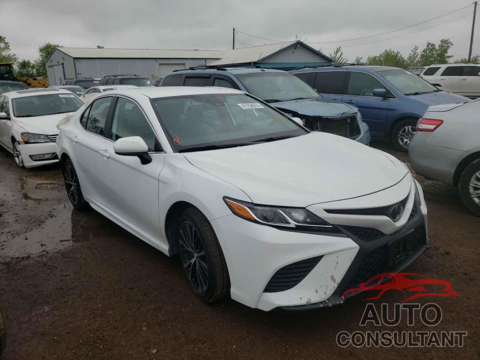 TOYOTA CAMRY 2020 - 4T1G11AK7LU304128