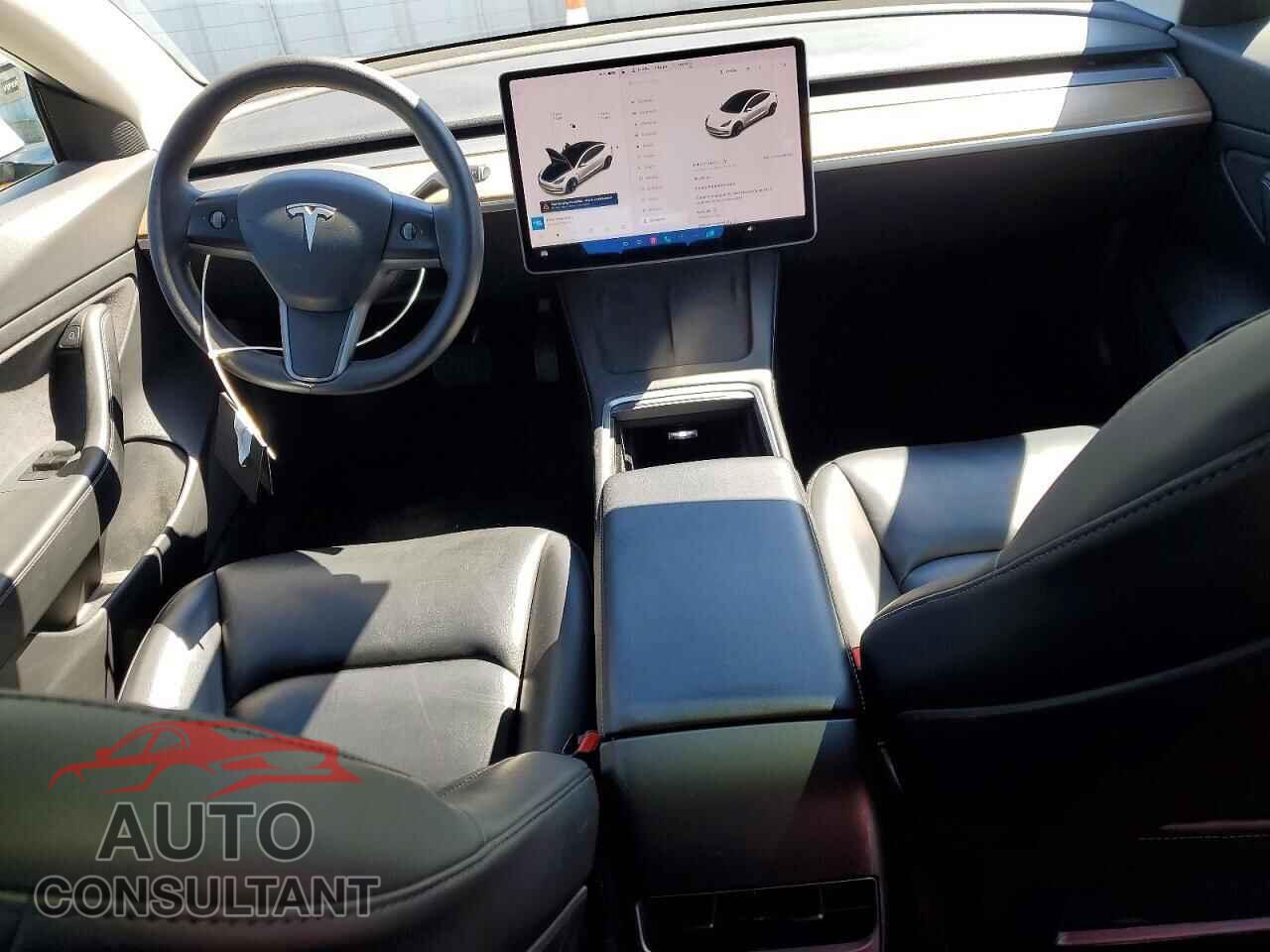 TESLA MODEL 3 2021 - 5YJ3E1EA2MF870975