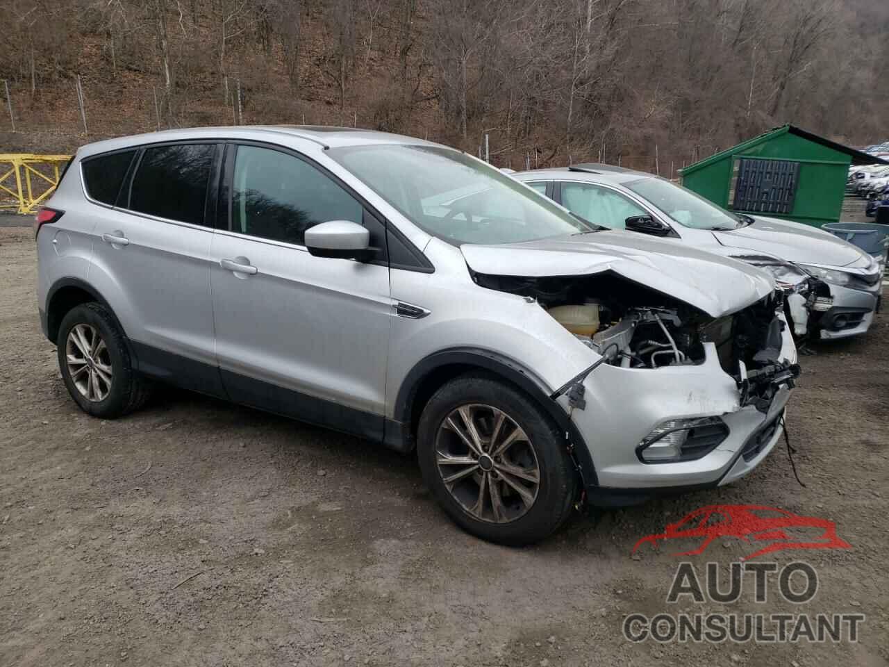 FORD ESCAPE 2017 - 1FMCU0G9XHUC97140