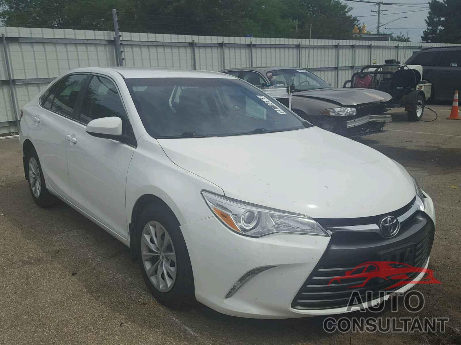 TOYOTA CAMRY 2015 - 4T4BF1FK9FR511389