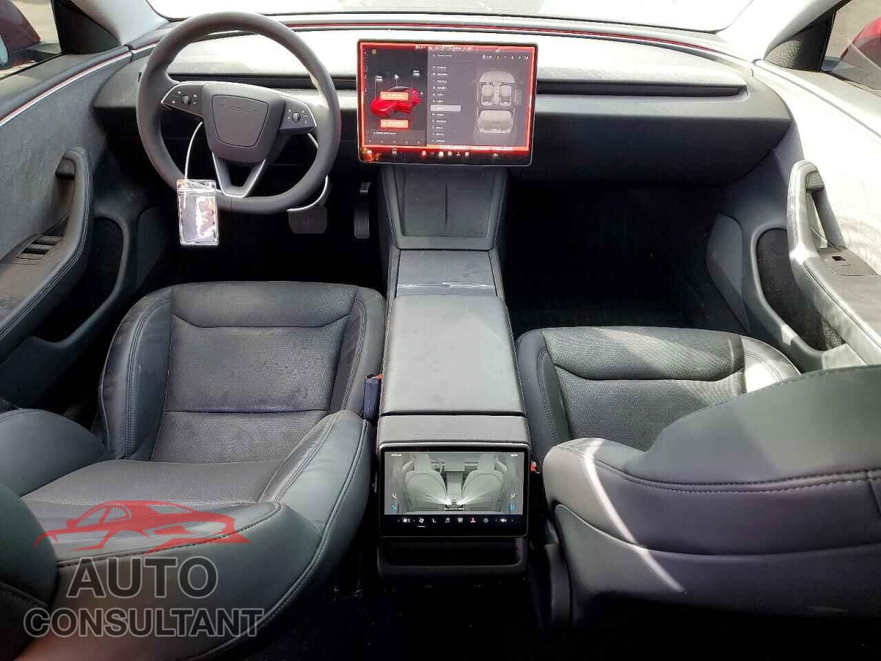 TESLA MODEL 3 2025 - 5YJ3E1EA3SF990457