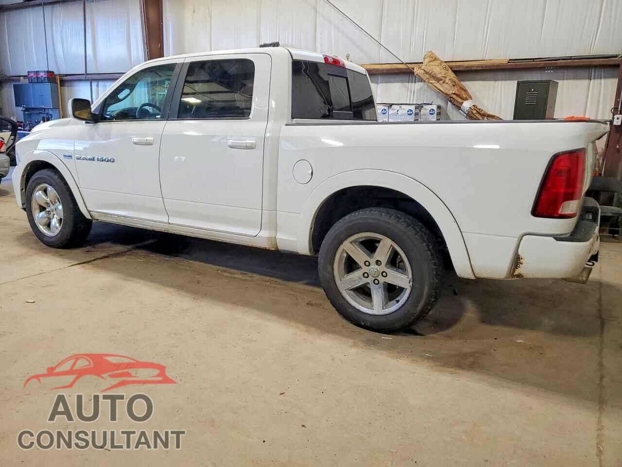 DODGE RAM 1500 2012 - 1C6RD7MT8CS279576