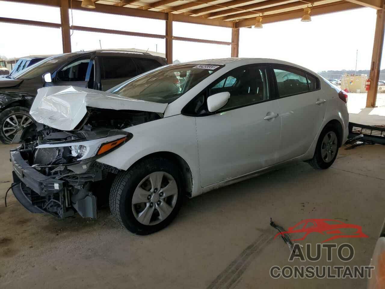 KIA FORTE 2018 - 3KPFK4A76JE213213