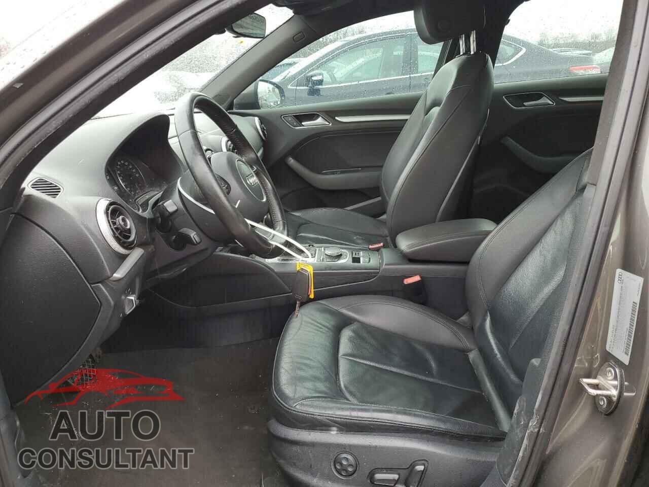AUDI A3 2016 - WAUA7GFF1G1017458