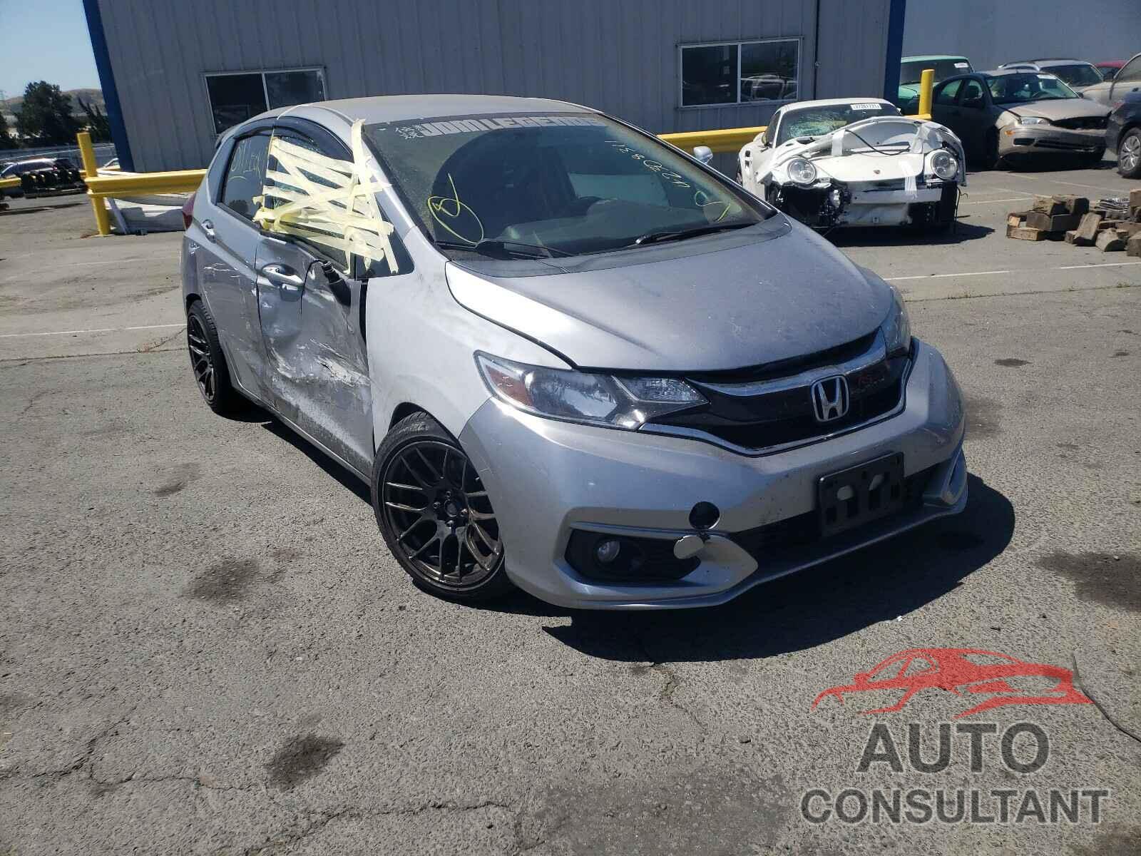 HONDA FIT 2018 - 3HGGK5G49JM724090