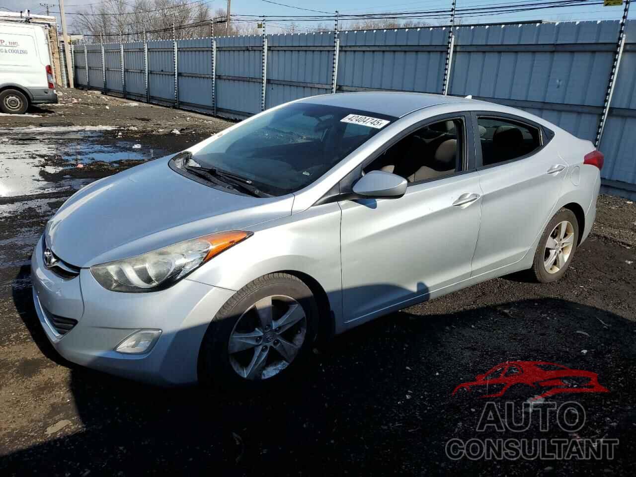 HYUNDAI ELANTRA 2013 - 5NPDH4AE9DH177070