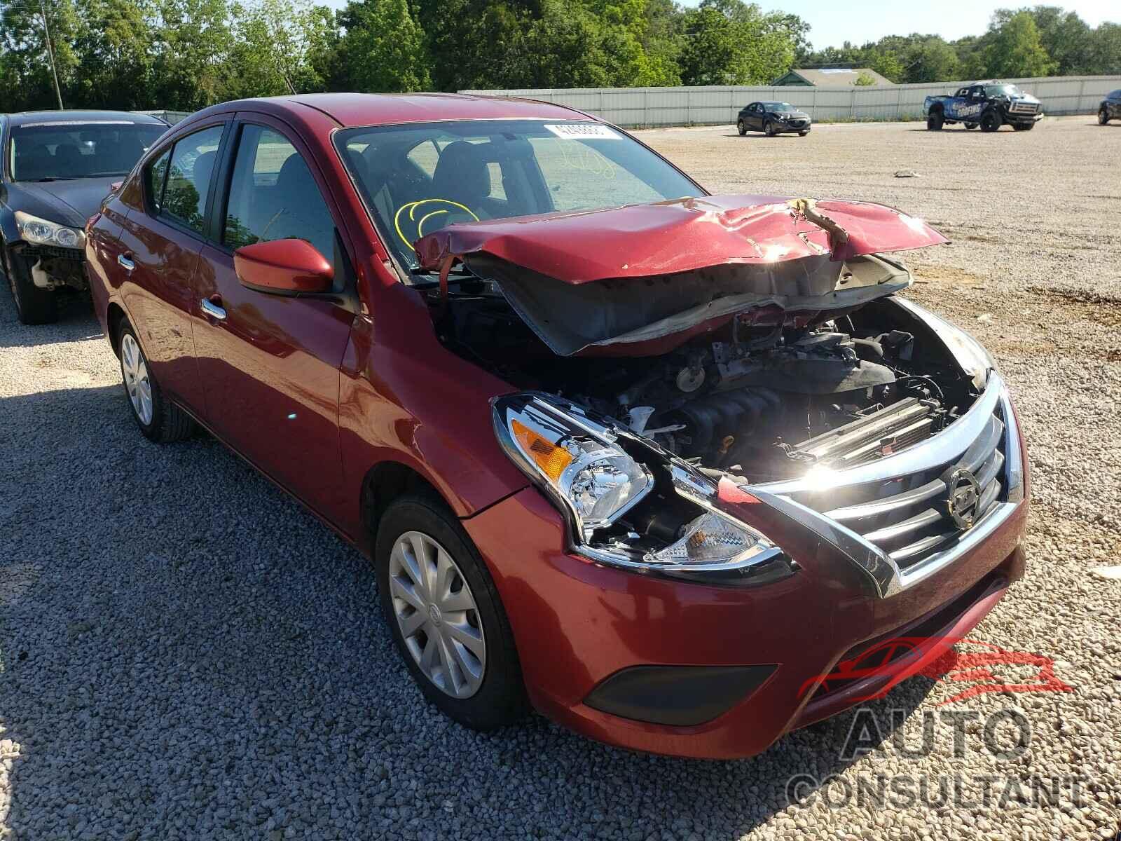NISSAN VERSA 2017 - 3N1CN7AP8HK439764