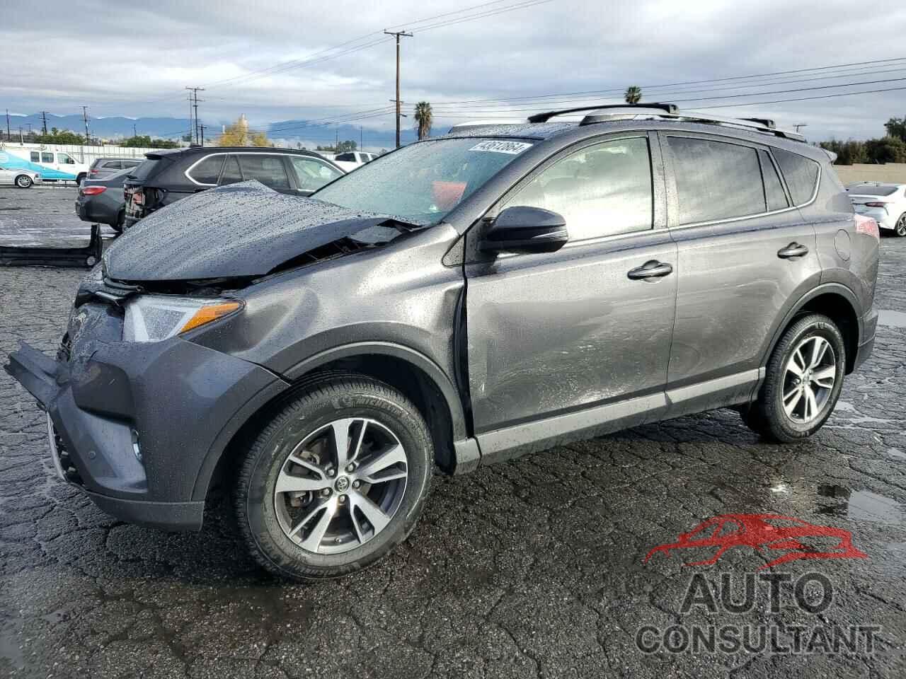 TOYOTA RAV4 2017 - JTMWFREV7HJ111703
