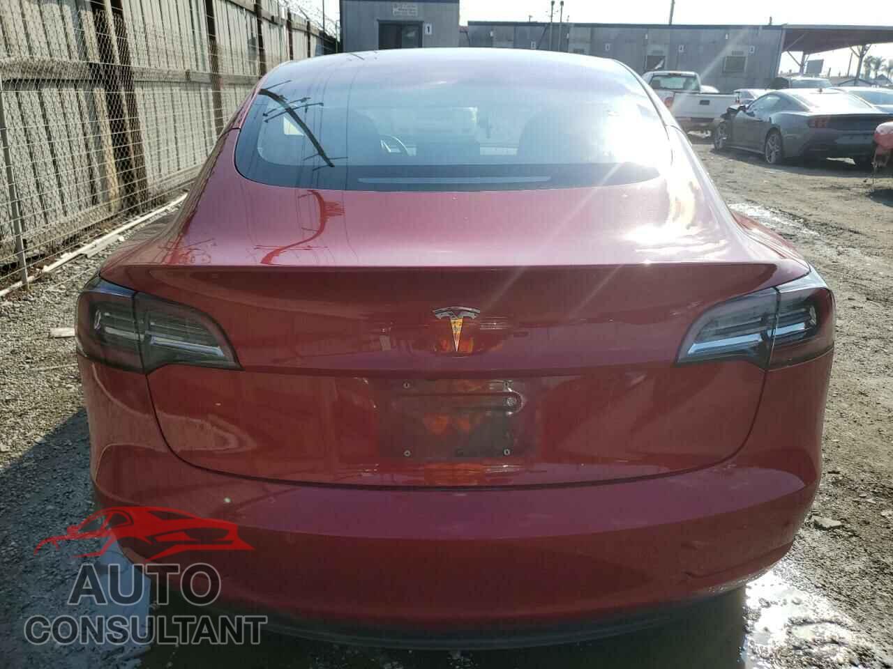 TESLA MODEL 3 2018 - 5YJ3E1EA4JF043202