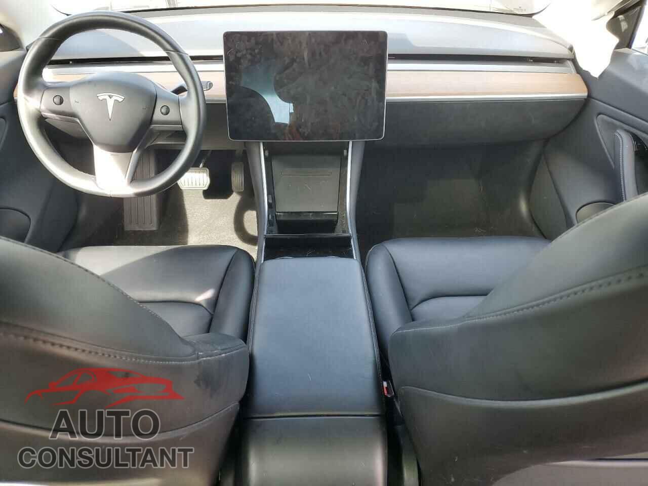 TESLA MODEL 3 2019 - 5YJ3E1EA9KF305507
