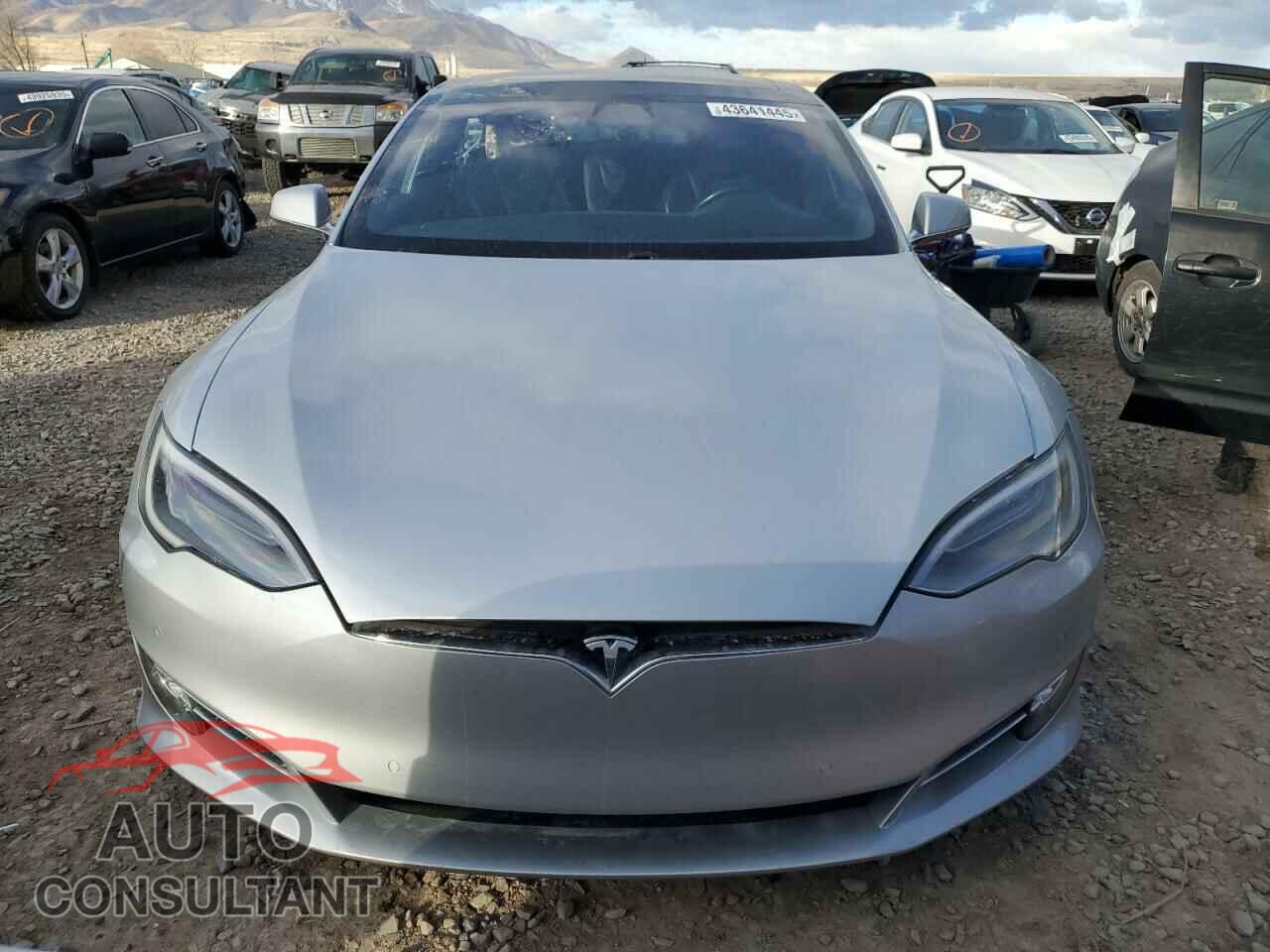 TESLA MODEL S 2017 - 5YJSA1E26HF183942