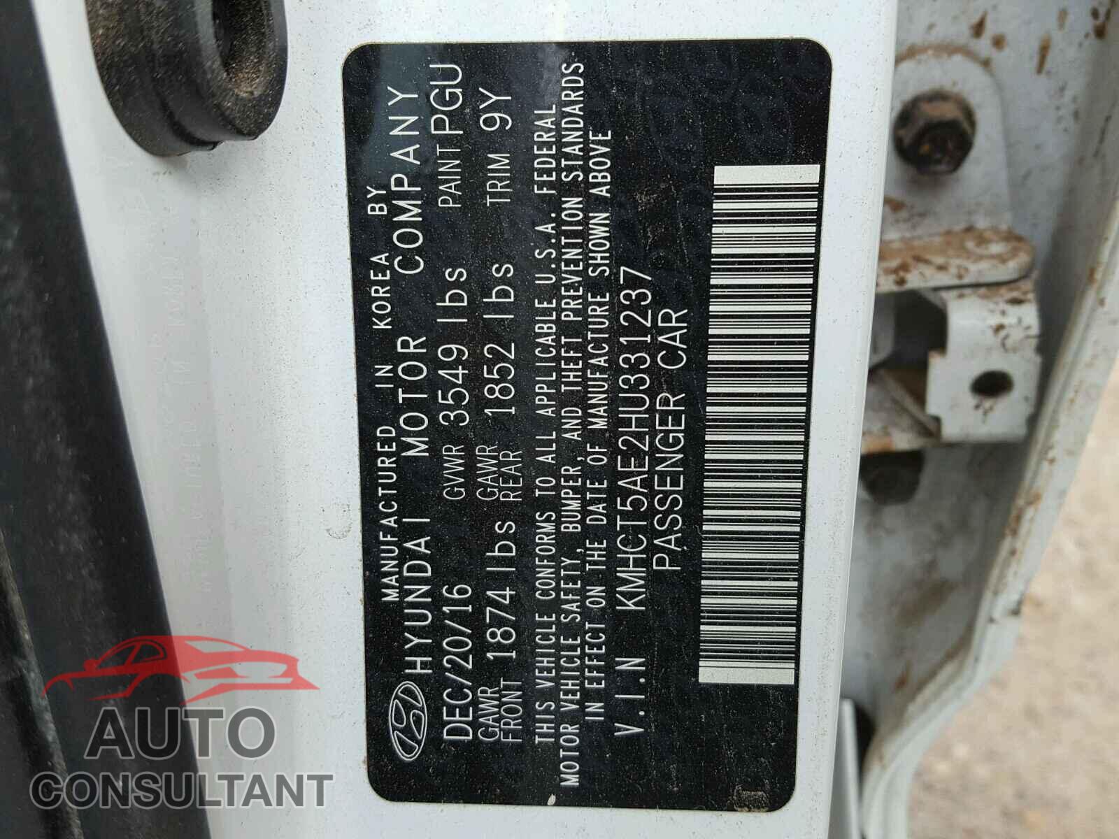 HYUNDAI ACCENT 2017 - KMHCT5AE2HU331237