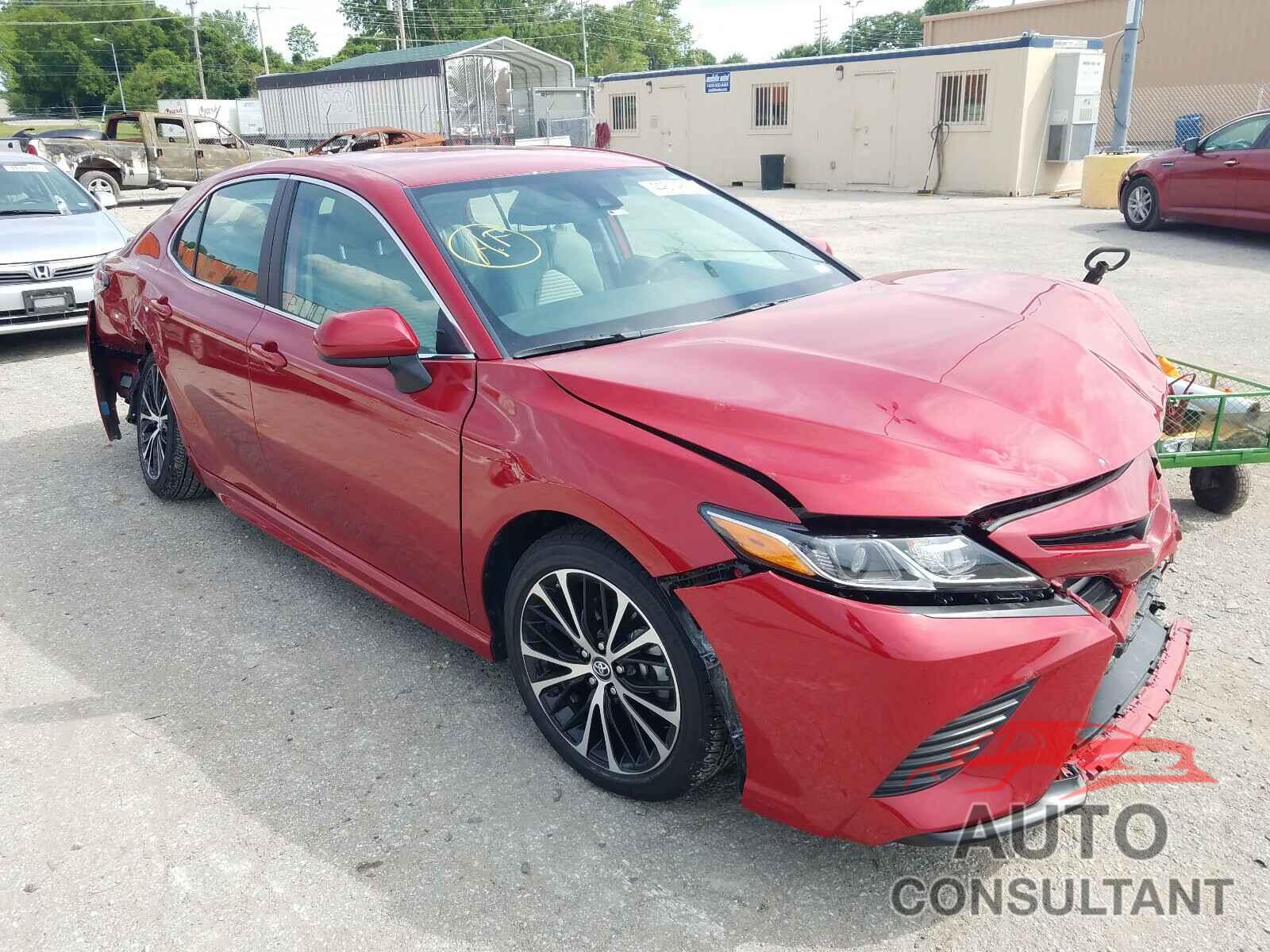 TOYOTA CAMRY 2019 - 4T1B11HK0KU183439