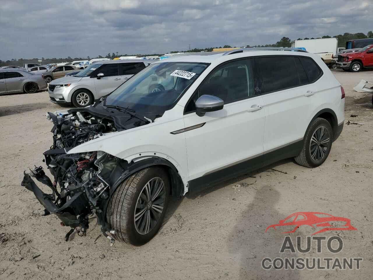 VOLKSWAGEN TIGUAN 2024 - 3VVTB7AXXRM208006