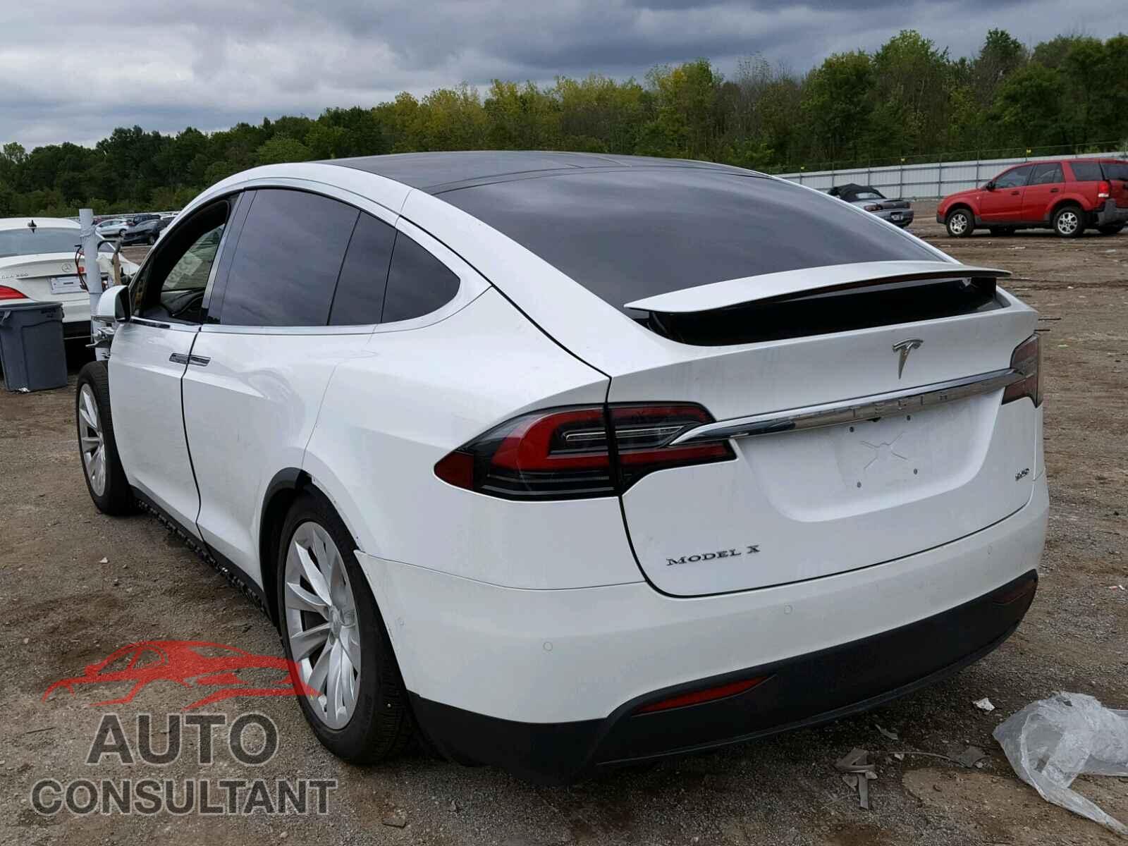 TESLA MODEL X 2017 - 5YJXCBE28HF040514