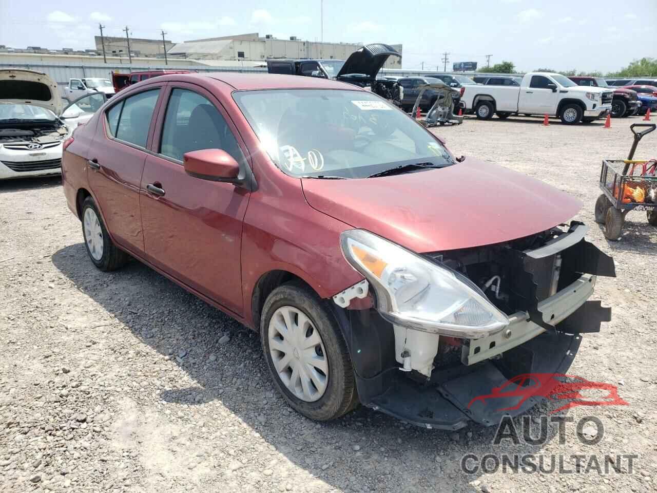 NISSAN VERSA 2018 - 3N1CN7AP6JL887629