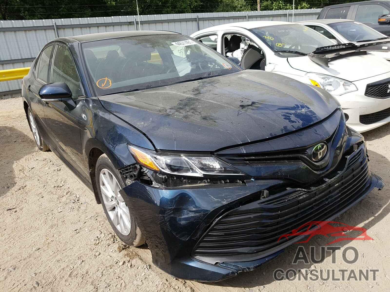 TOYOTA CAMRY 2018 - JTNB11HK5J3037946
