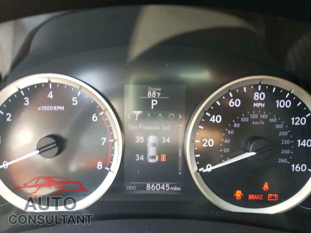 LEXUS IS 2016 - JTHBA1D22G5008040