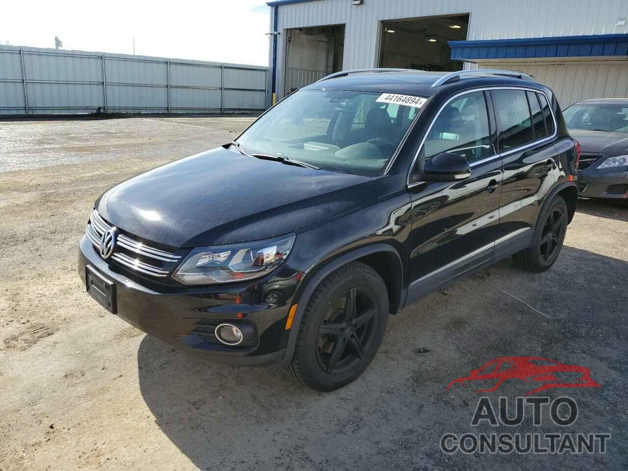 VOLKSWAGEN TIGUAN 2016 - WVGAV7AX6GW551823