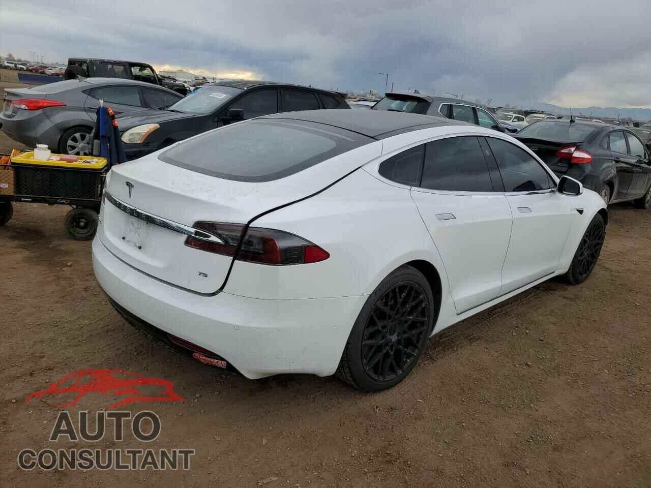 TESLA MODEL S 2017 - 5YJSA1E19HF183358