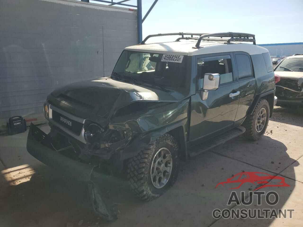 TOYOTA FJ CRUISER 2013 - JTEBU4BF0DK163212