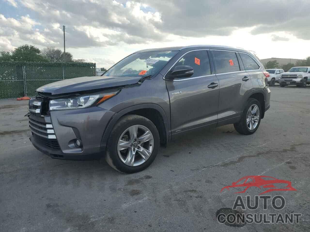 TOYOTA HIGHLANDER 2019 - 5TDDGRFH0KS062920