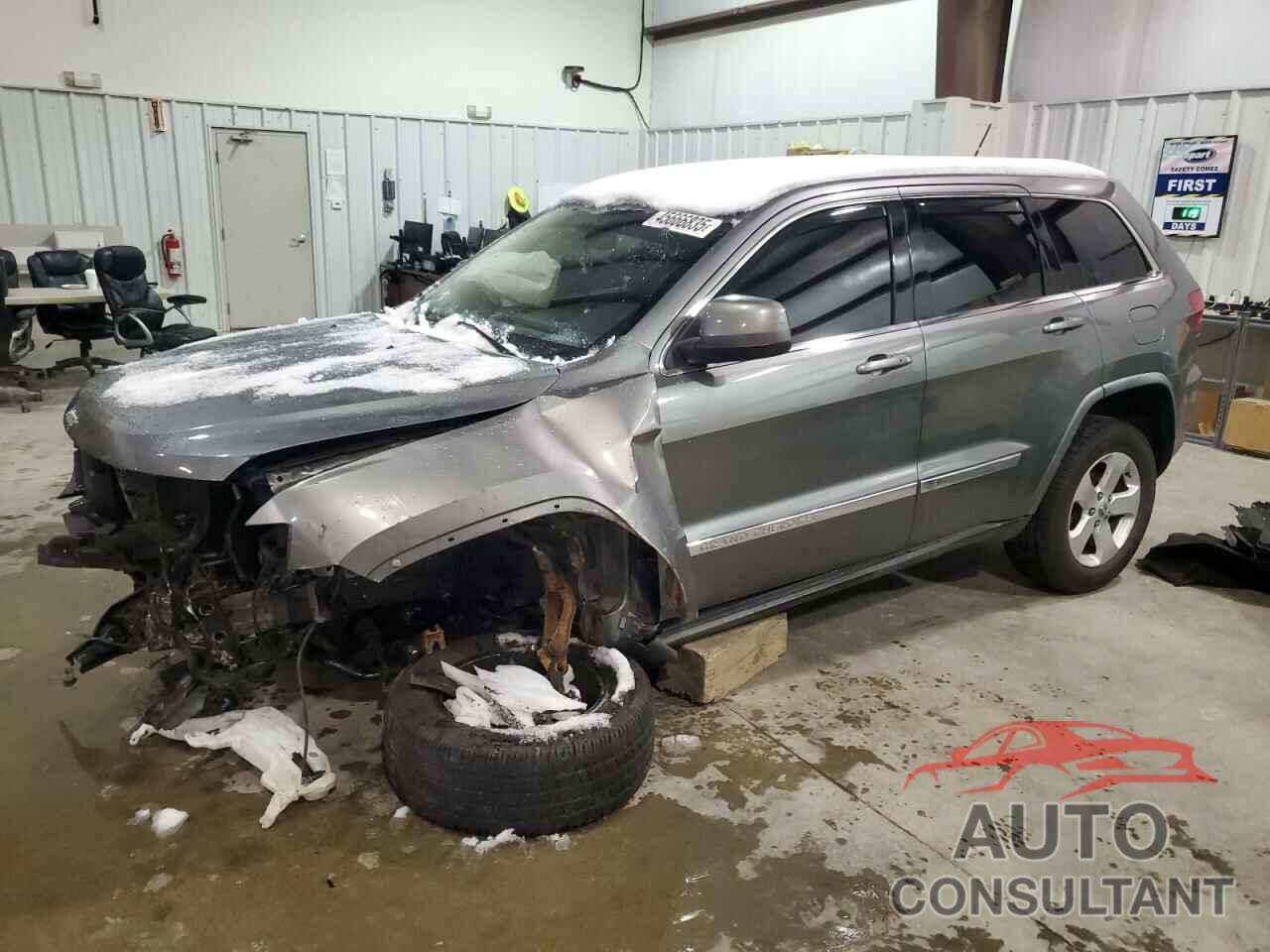JEEP GRAND CHER 2011 - 1J4RR4GG0BC718716