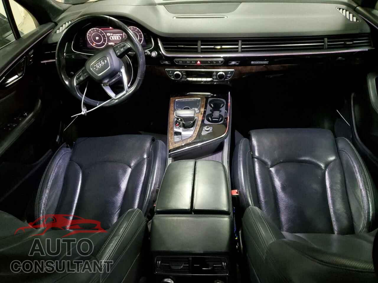 AUDI Q7 2017 - WA1VAAF76HD006381