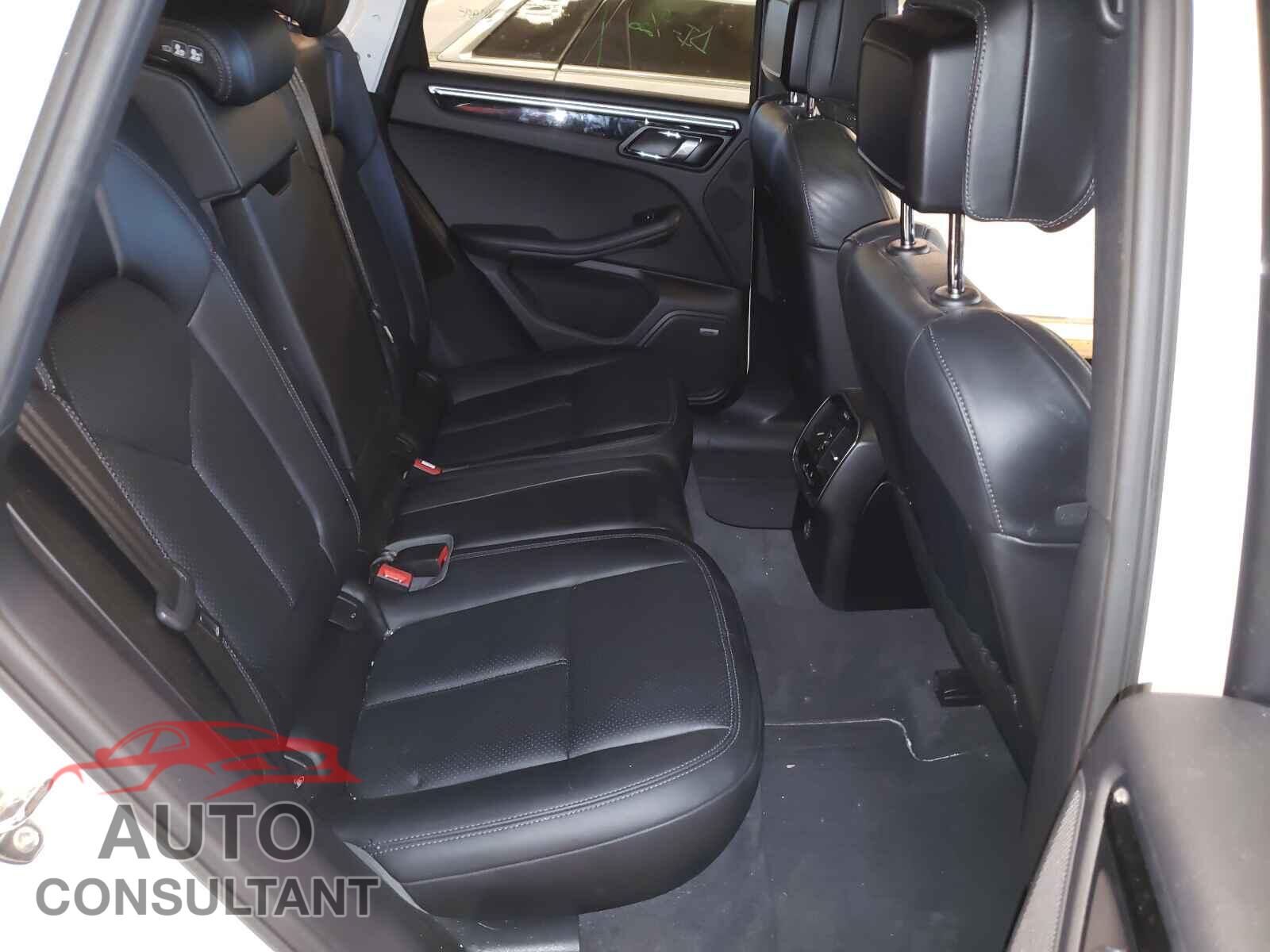 PORSCHE MACAN 2017 - WP1AA2A59HLB81552