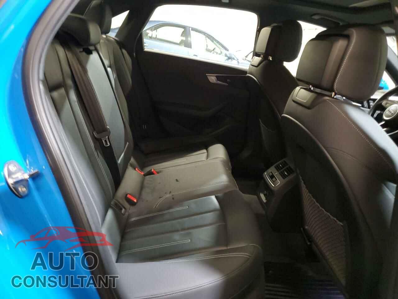 AUDI A4 2021 - WAUDAAF46MA028574