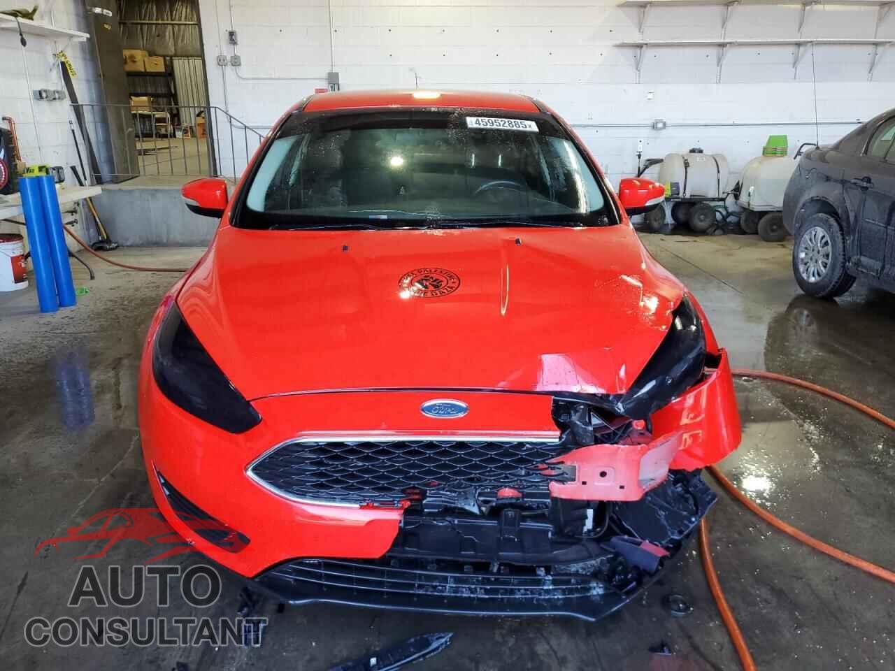 FORD FOCUS 2017 - 1FADP3F23HL308948