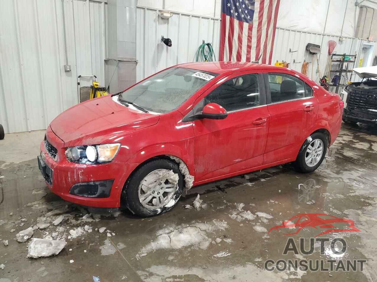 CHEVROLET SONIC 2012 - 1G1JC5SB9C4201103