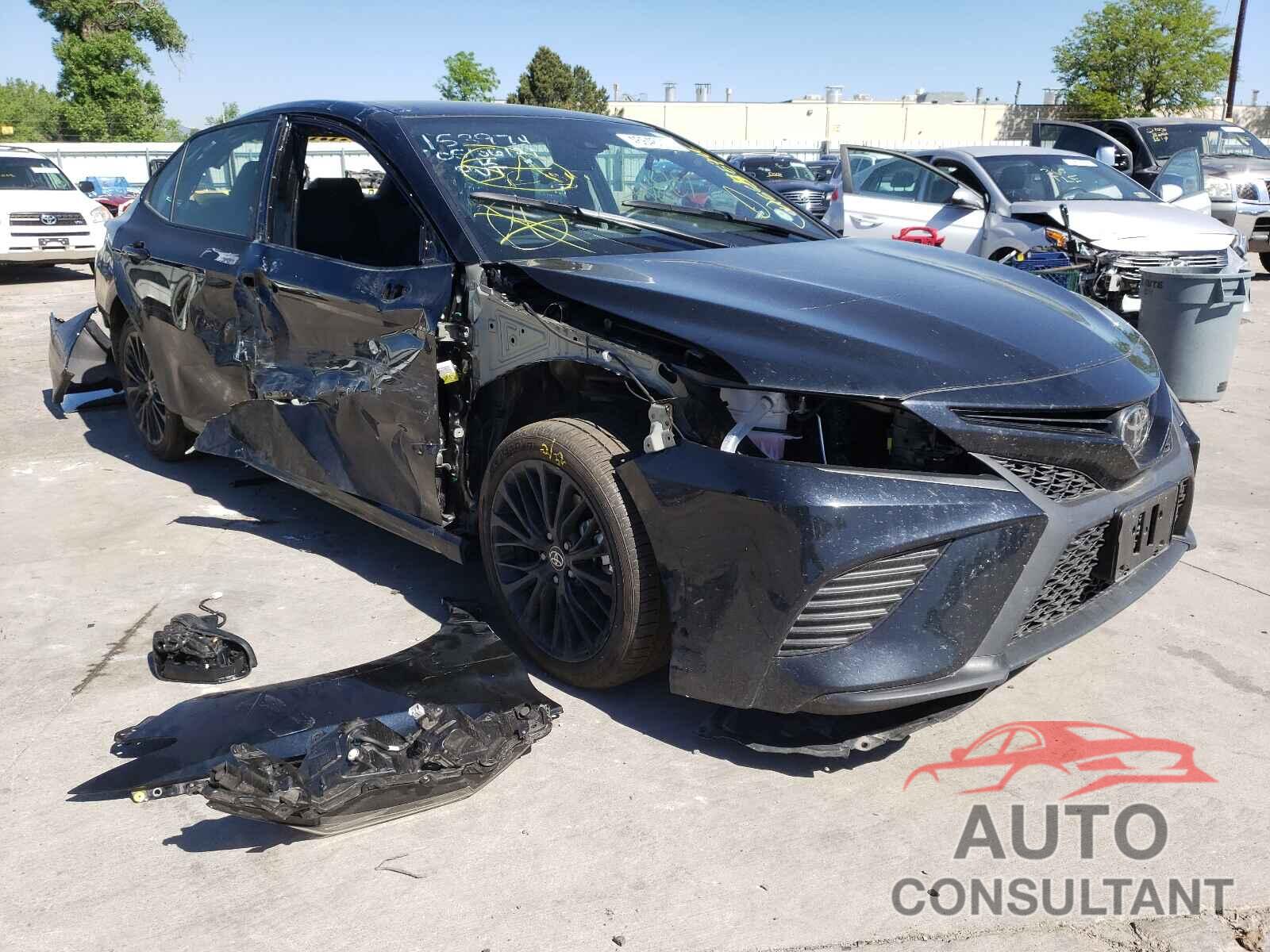 TOYOTA CAMRY 2020 - 4T1G11BKXLU001990