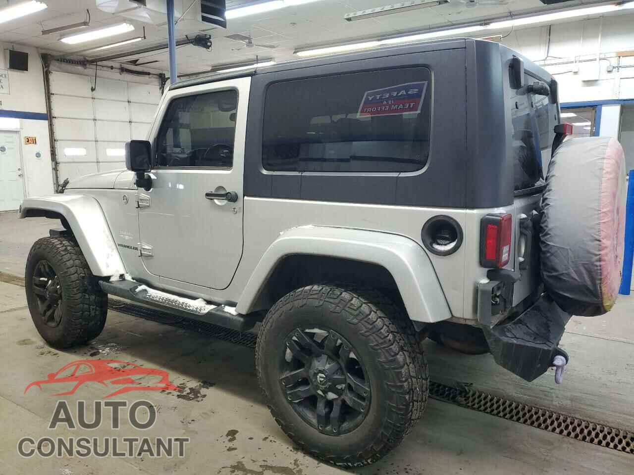 JEEP WRANGLER 2010 - 1J4GA5D17AL109979