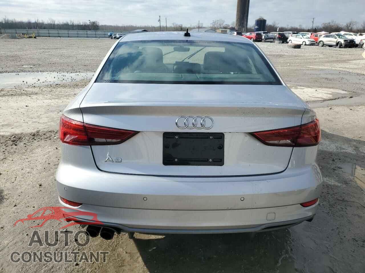 AUDI A3 2019 - WAUGUGFF1K1012238