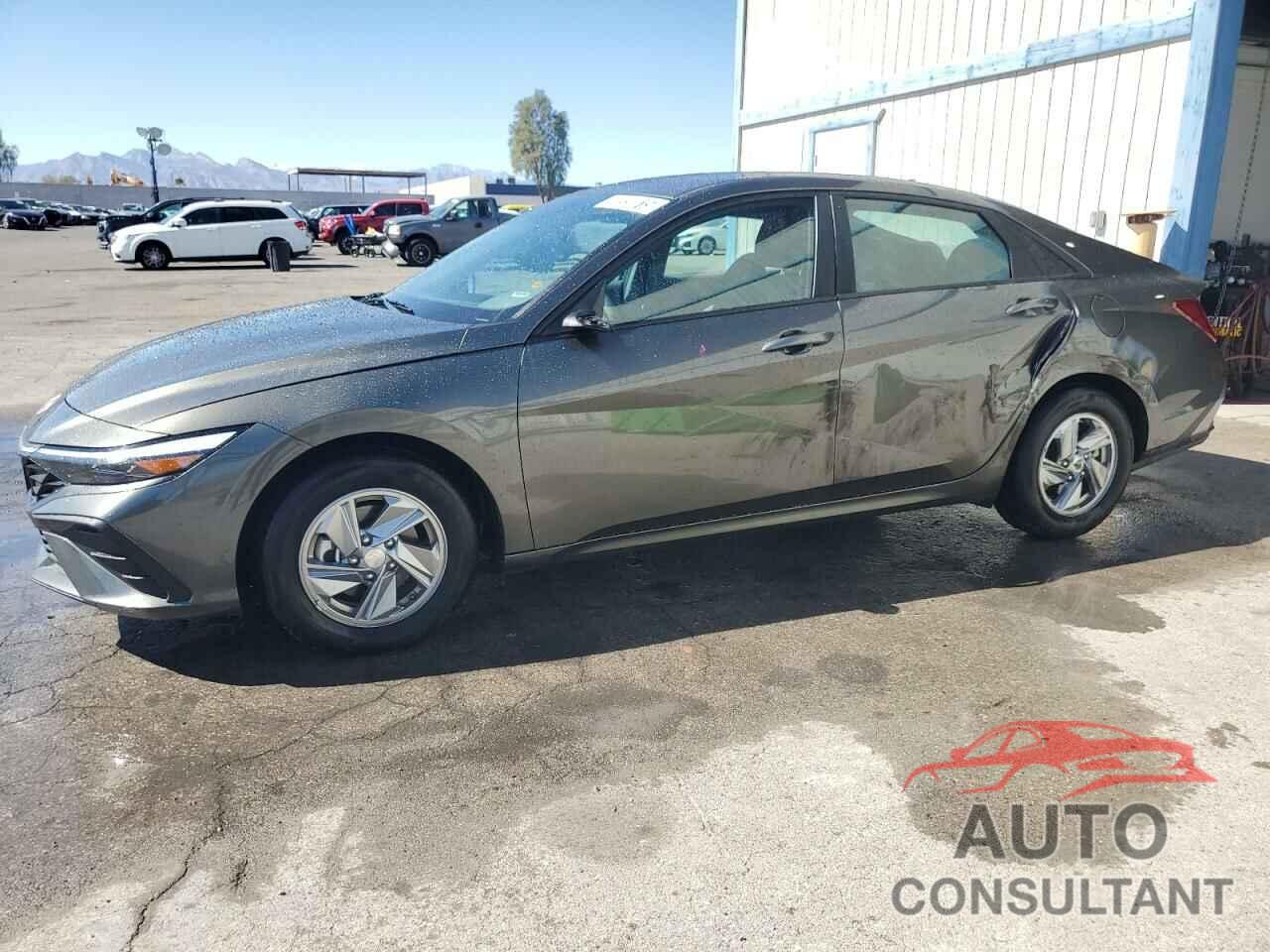 HYUNDAI ELANTRA 2024 - KMHLL4DG2RU640943