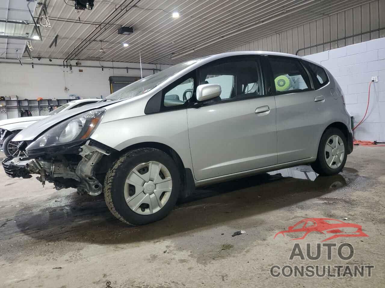 HONDA FIT 2012 - JHMGE8H32CS004555