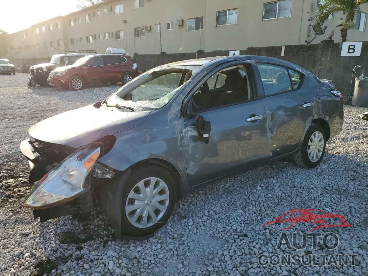 NISSAN VERSA 2017 - 3N1CN7AP7HL827952