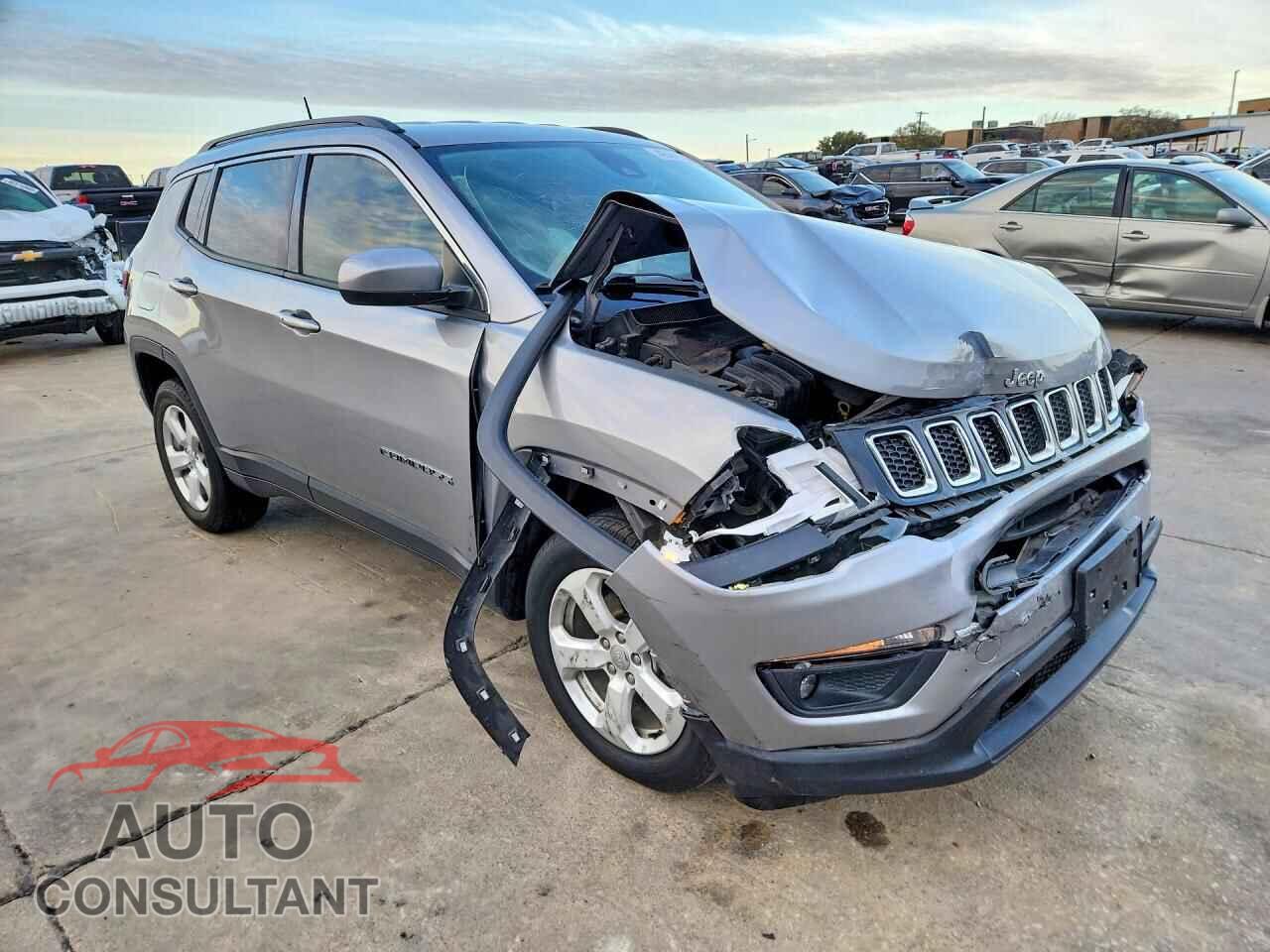 JEEP COMPASS 2018 - 3C4NJDBB9JT413886