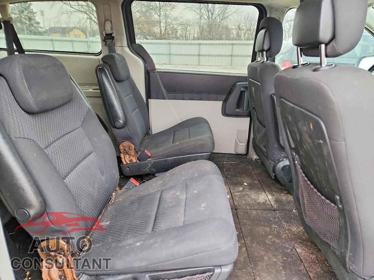 DODGE CARAVAN 2010 - 2D4RN5D10AR317859