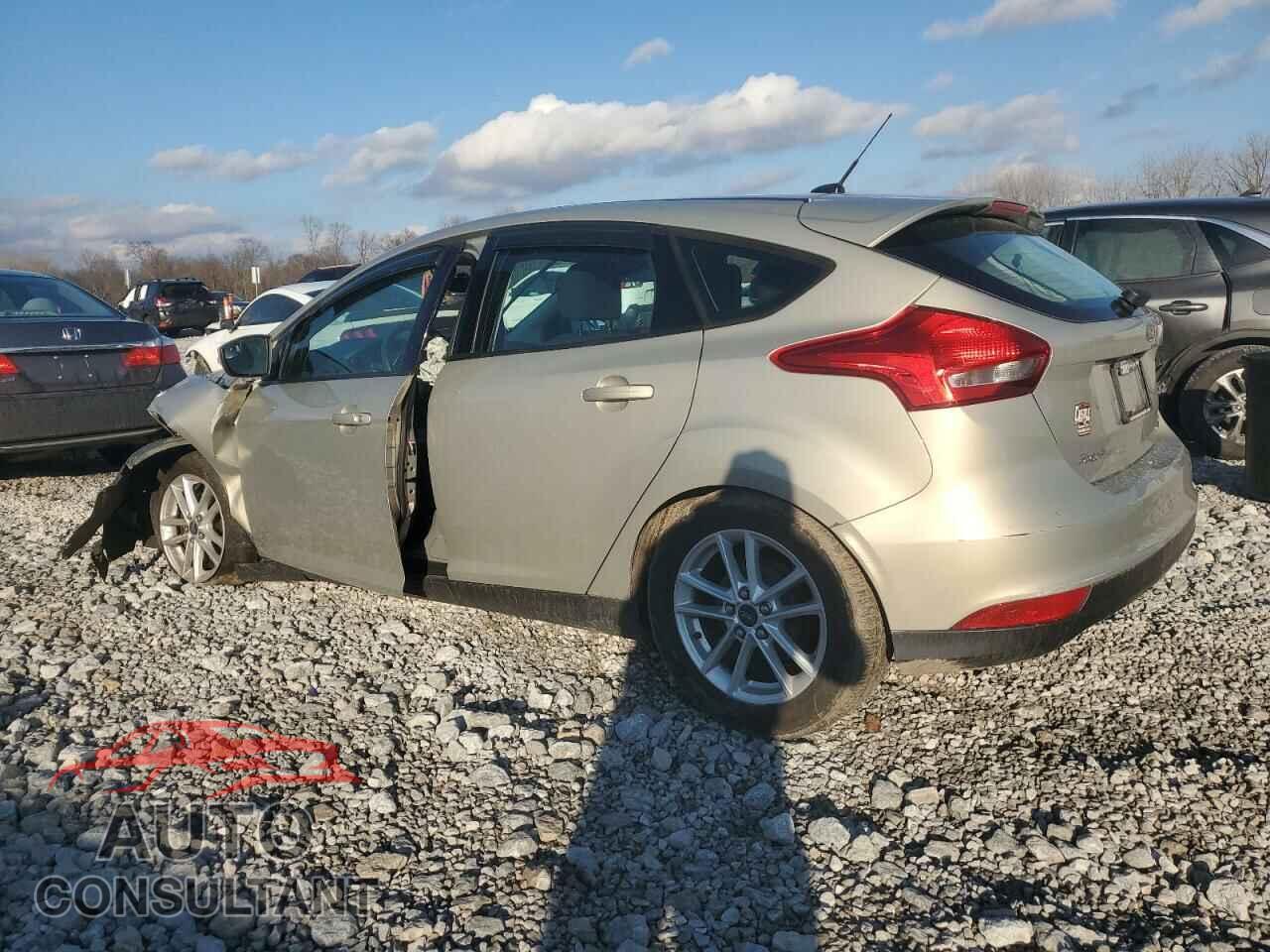 FORD FOCUS 2015 - 1FADP3K20FL379009