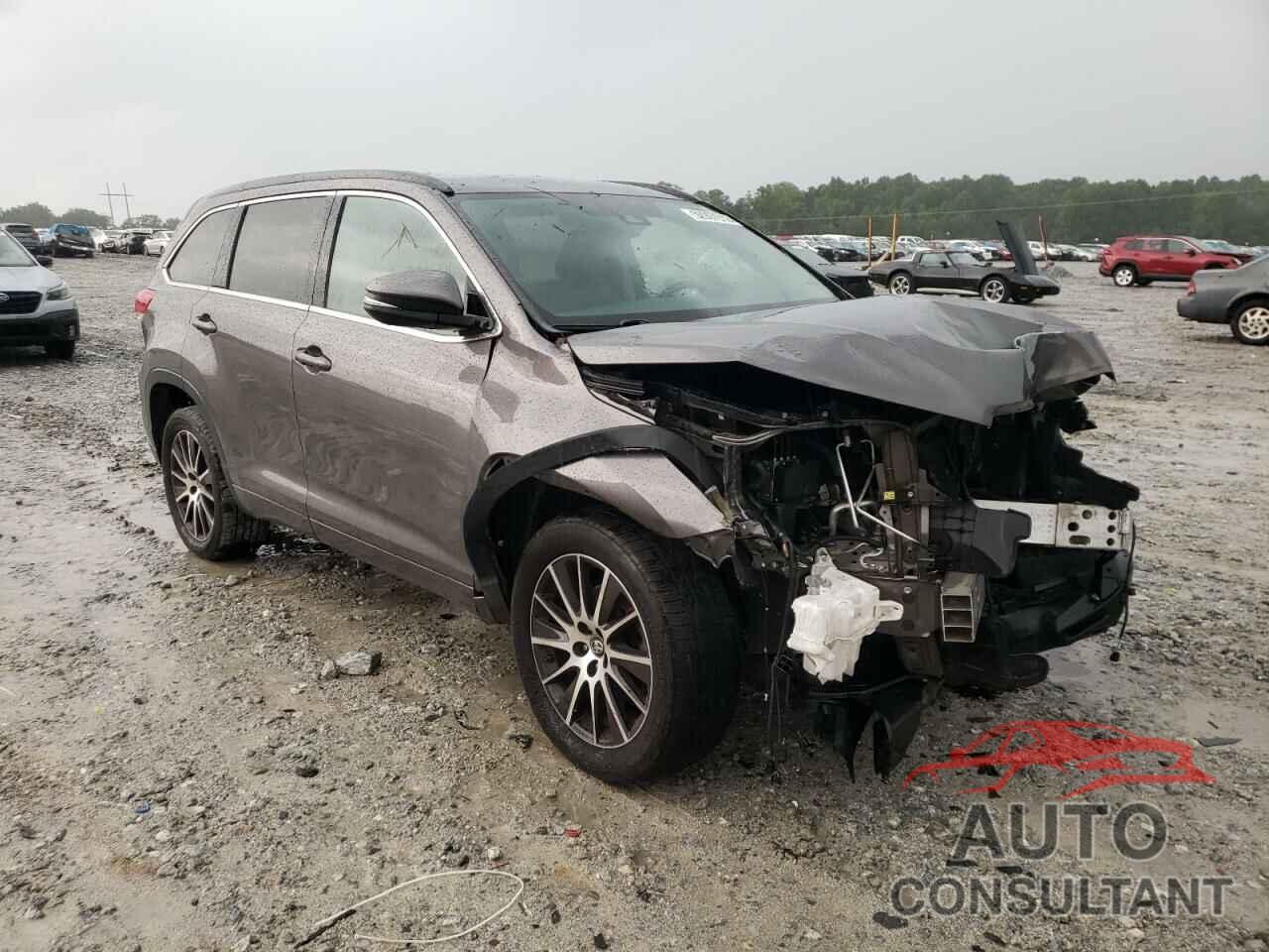 TOYOTA HIGHLANDER 2017 - 5TDKZRFH0HS508395