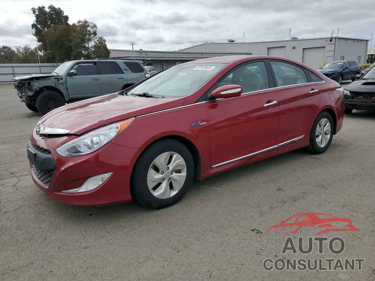 HYUNDAI SONATA 2013 - KMHEC4A48DA065311