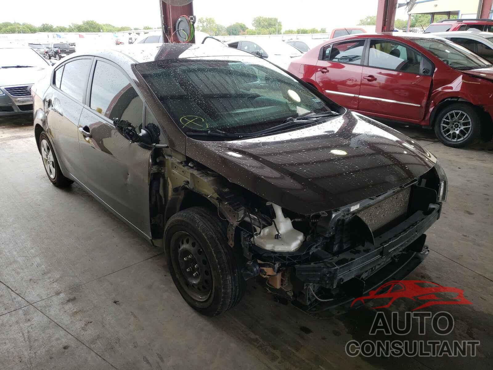 KIA FORTE 2018 - 3KPFK4A78JE194227