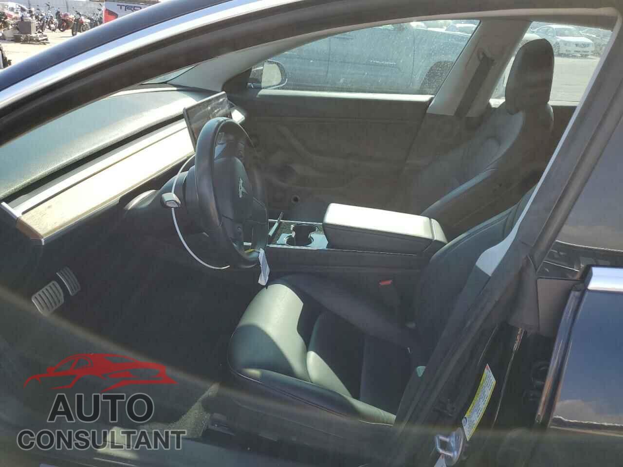 TESLA MODEL 3 2018 - 5YJ3E1EB3JF186053