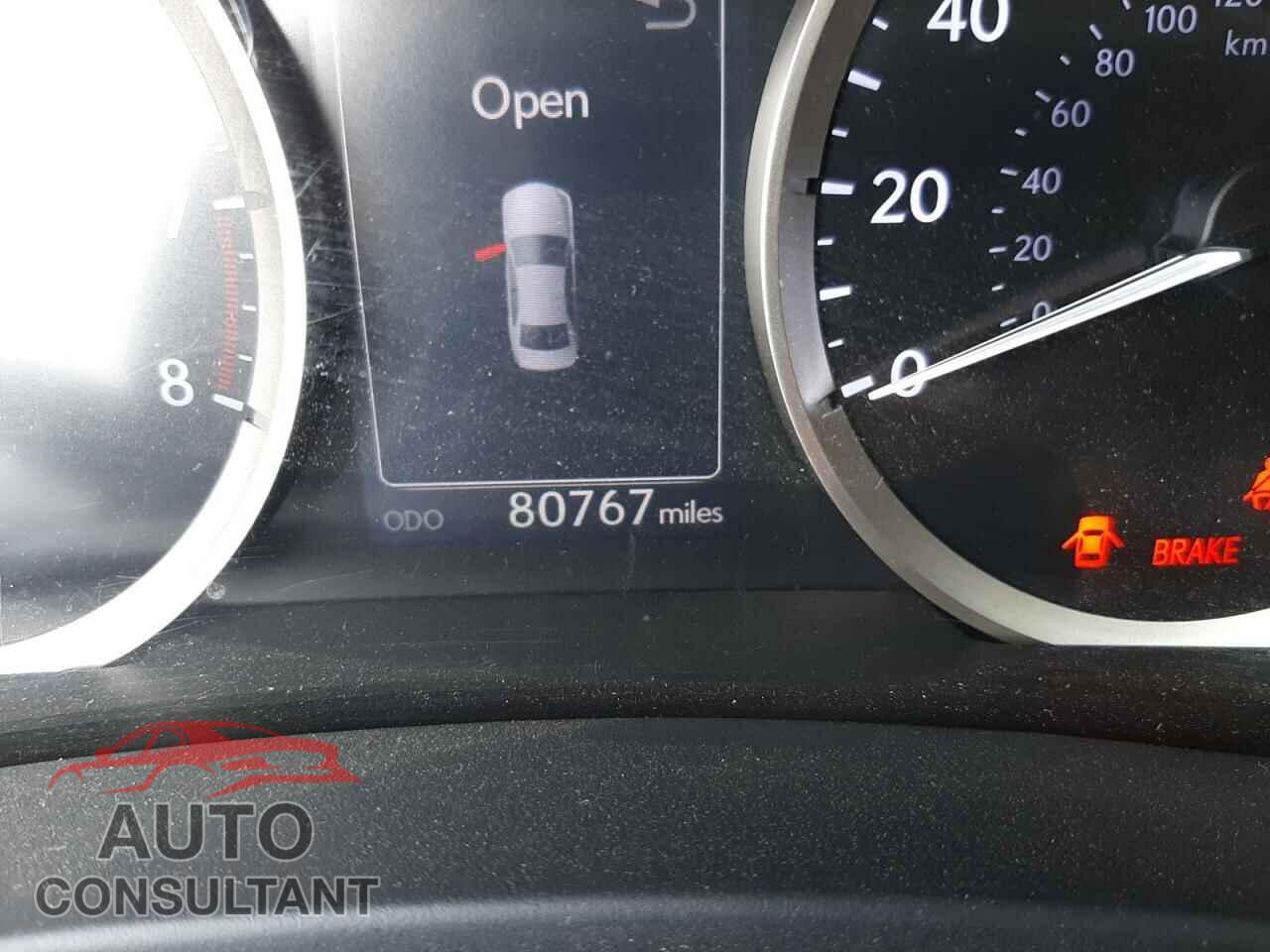 LEXUS IS 2016 - JTHBA1D26G5006582