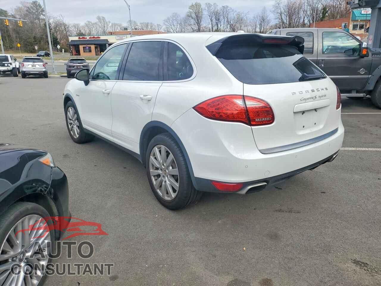 PORSCHE CAYENNE 2012 - WP1AE2A28CLA92574