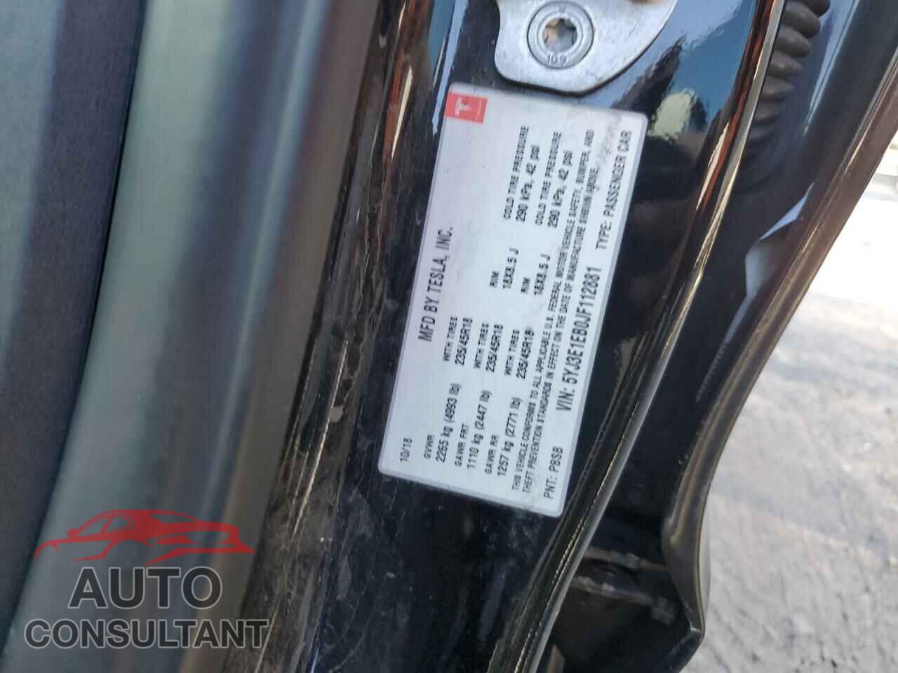 TESLA MODEL 3 2018 - 5YJ3E1EB0JF112881