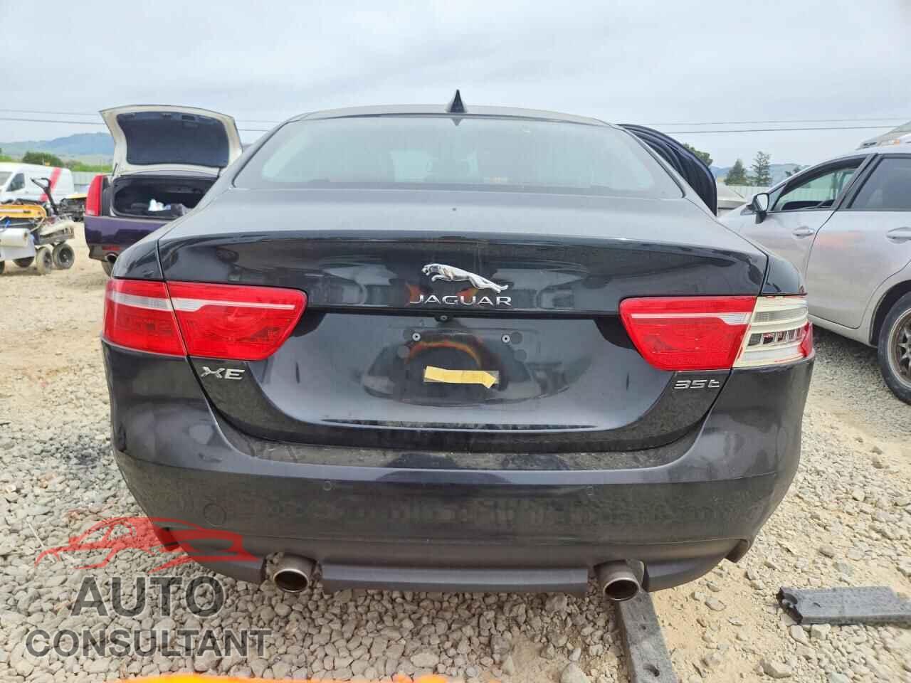 JAGUAR XE 2017 - SAJAE4BV7HA962955
